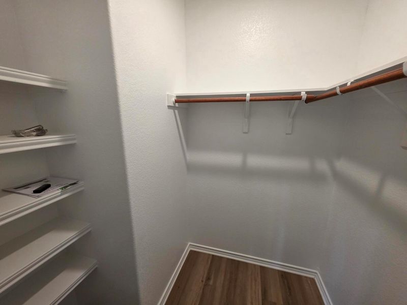Spacious, unfurnished interior of a new home in , Lovelady (Image 21).
