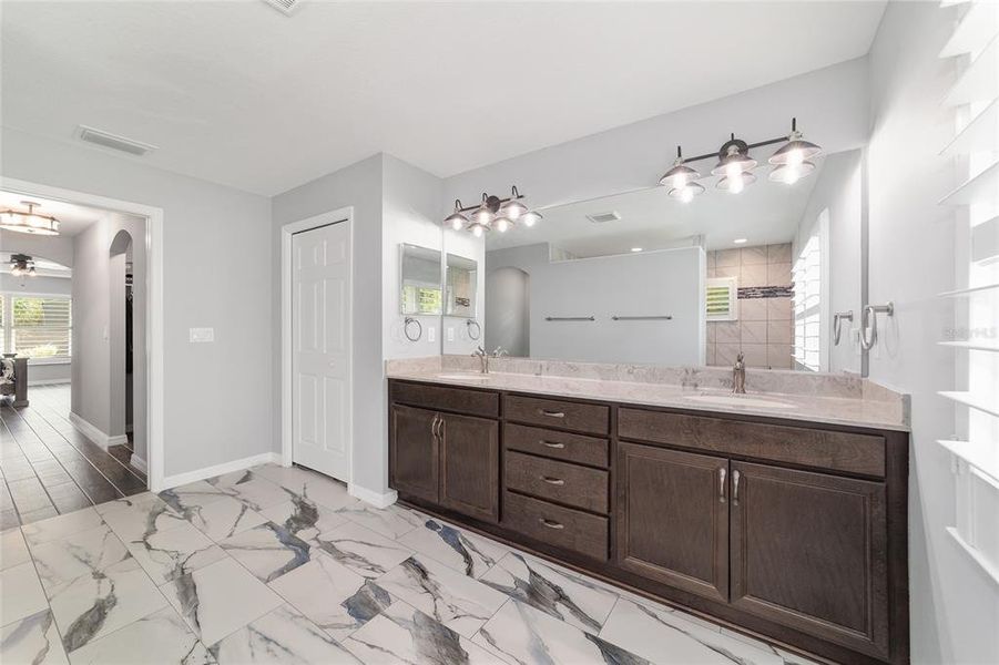 Furnished interior view inside a new home in , Williston (Image 16).