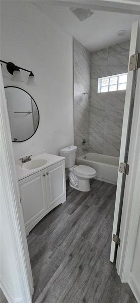 Image 28 of a home in . Image 28 of a home in .