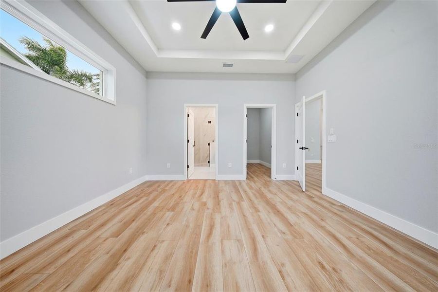 Spacious, unfurnished interior of a new home in , Punta Gorda (Image 33).