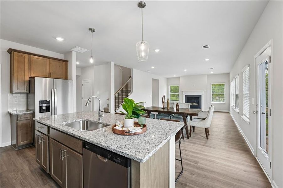 Furnished interior view inside a new home in Ivey Township, Dallas (Image 43).