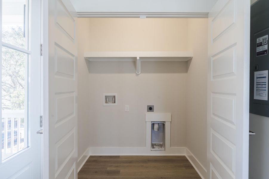 Spacious, unfurnished interior of a new home in Mount Pleasant Homes, Mount Pleasant (Image 22).