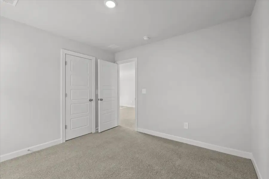 Spacious, unfurnished interior of a new home in Cedar Shoals - Signature Collection, Piedmont (Image 22).