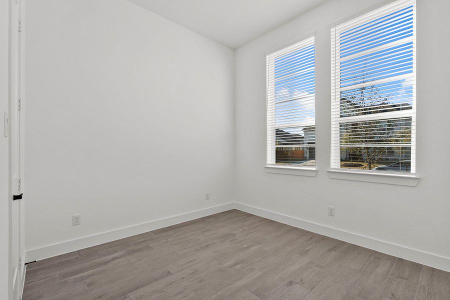 Spacious, unfurnished interior of a new home in Meridiana, Manvel (Image 16).