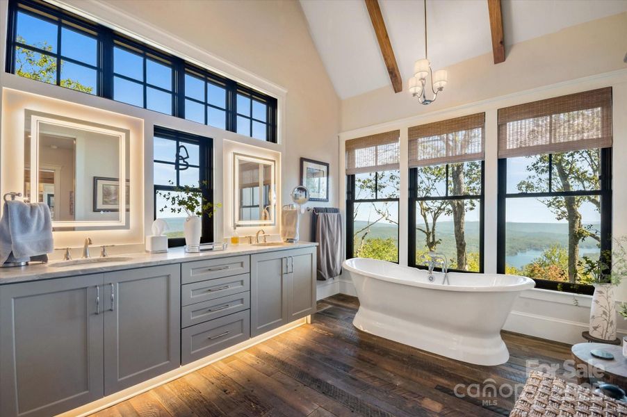 Furnished interior view inside a new home in , Lake Toxaway (Image 6). Furnished interior view inside a new home in , Lake Toxaway (Image 6).