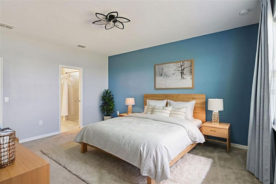 Furnished interior view inside a new home in , Lake Alfred (Image 10).