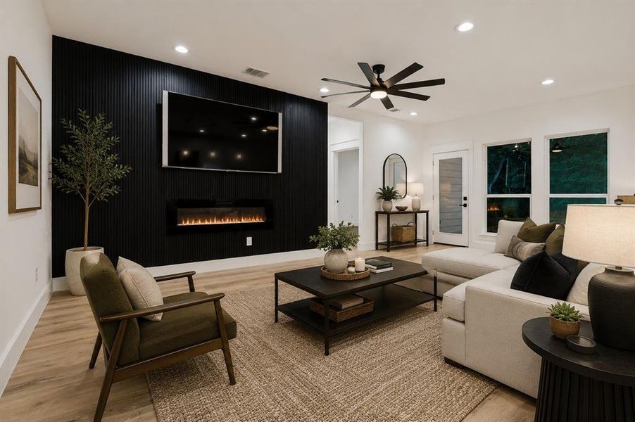 Furnished interior view inside a new home in , Seagoville (Image 10).