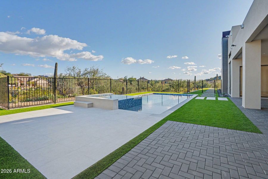 7-web-or-mls-Untitled-07