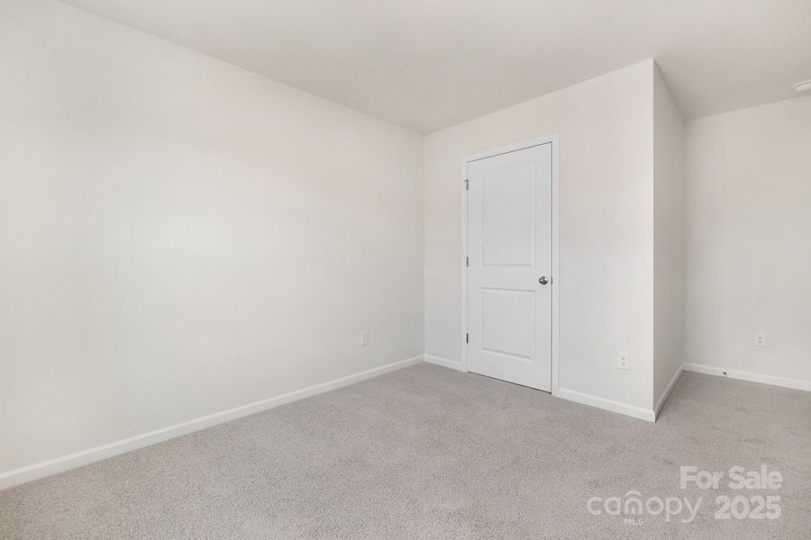 Spacious, unfurnished interior of a new home in Huffman Ridge, Hickory (Image 13).