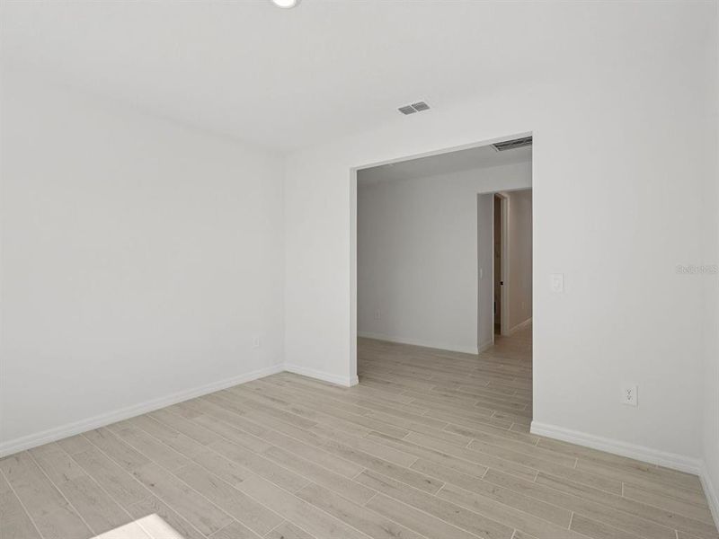 Spacious, unfurnished interior of a new home in Oakfield Trails - Signature Series, Parrish (Image 17). Spacious, unfurnished interior of a new home in Oakfield Trails - Signature Series, Parrish (Image 17).