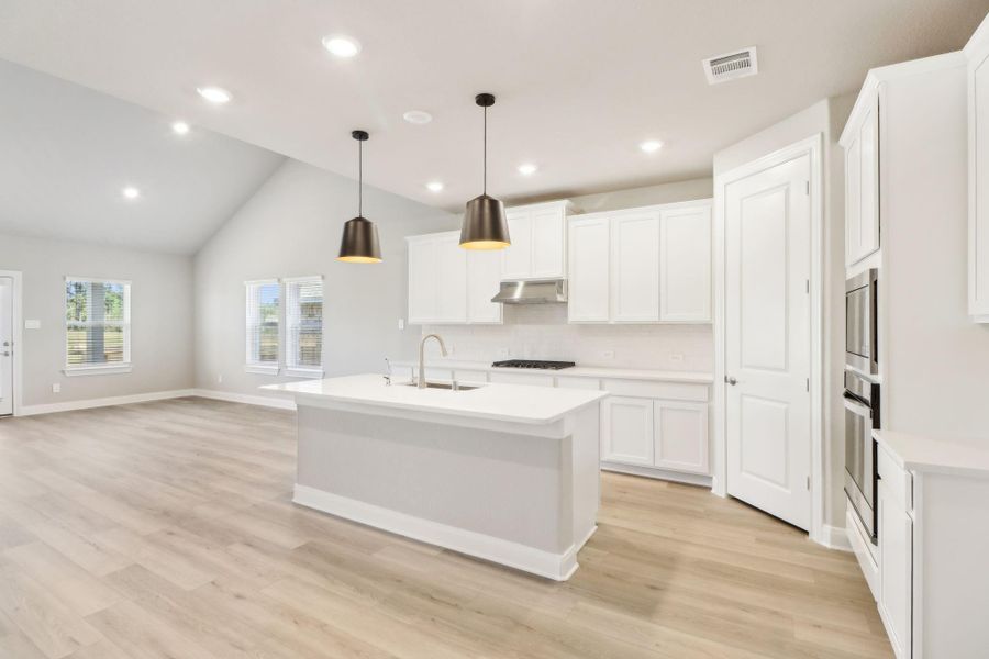 Photo is not of the actual home, but is an inspirational photo of builder’s model home and may depict options, furnishings, and/or decorator features that are not included. Photo is not of the actual home, but is an inspirational photo of builder’s model home and may depict options, furnishings, and/or decorator features that are not included.