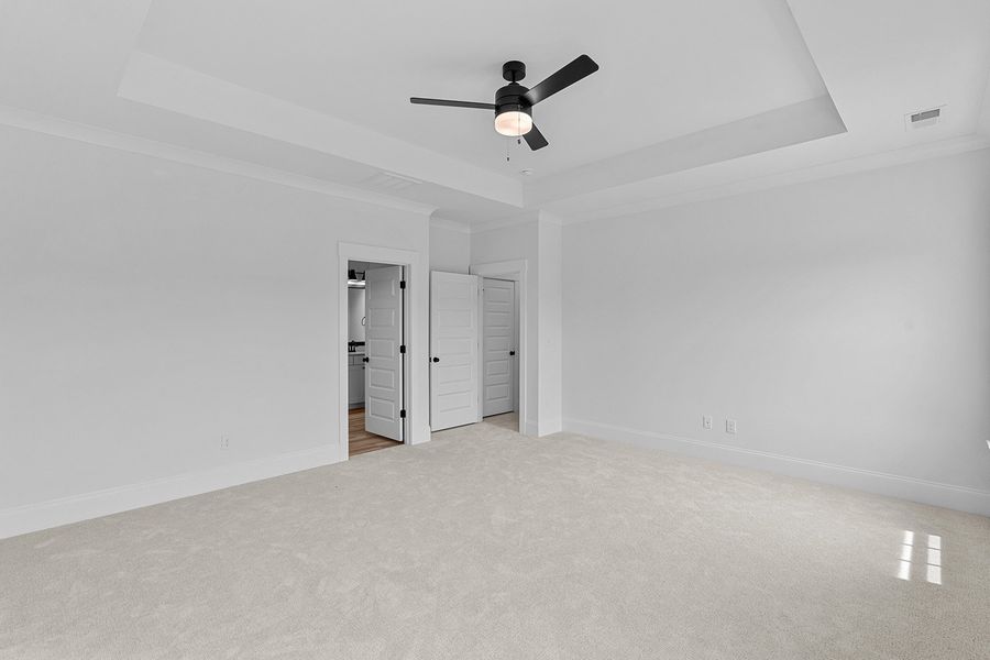 Spacious, unfurnished interior of a new home in Lilah Grove, Summerfield (Image 33).