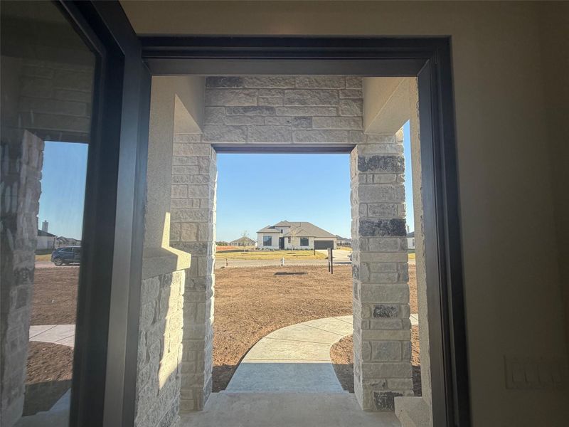 Exterior details and patio area of a home in Leander Estates, Leander (Image 3).