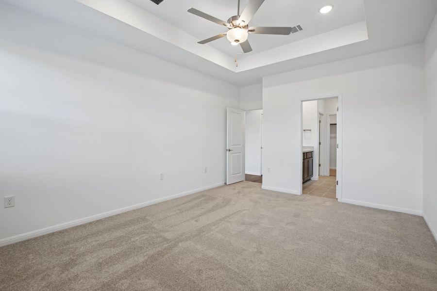 Spacious, unfurnished interior of a new home in Lisso, Pflugerville (Image 28).