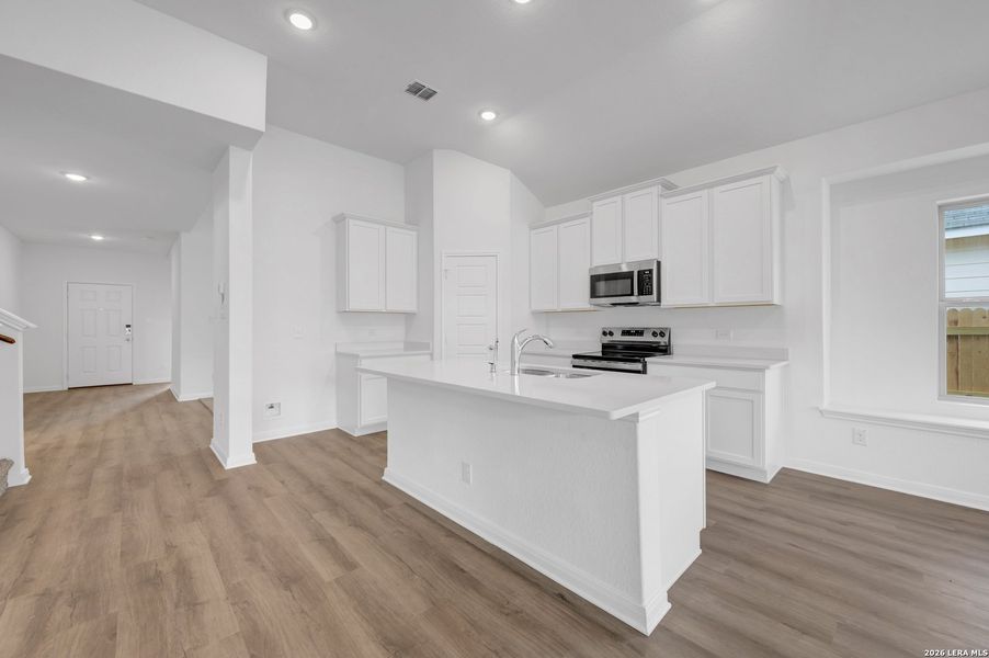 Furnished interior view inside a new home in Greenspoint Heights, Seguin (Image 11).
