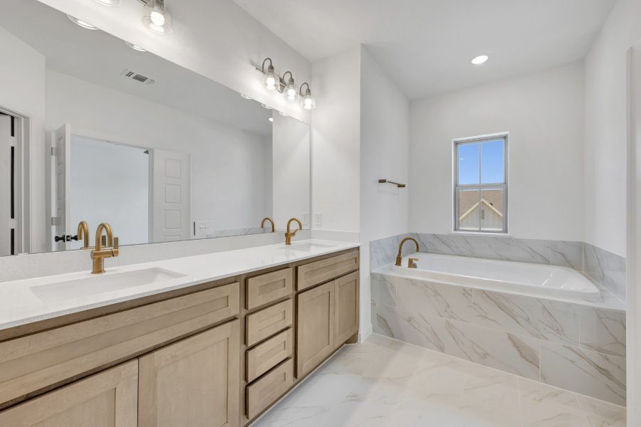 Owner's Bath Owner's Bath
