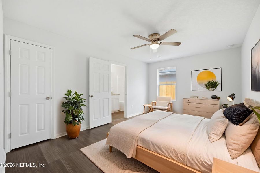 Furnished interior view inside a new home in , Jacksonville (Image 9).
