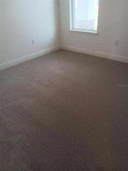 Spacious, unfurnished interior of a new home in , Orlando (Image 12).