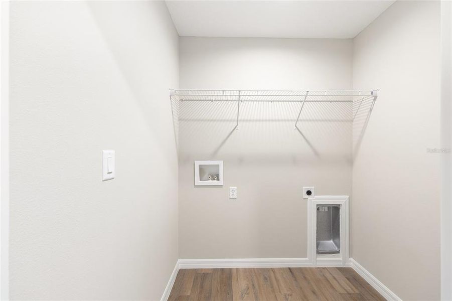 Spacious, unfurnished interior of a new home in , Ocklawaha (Image 33).