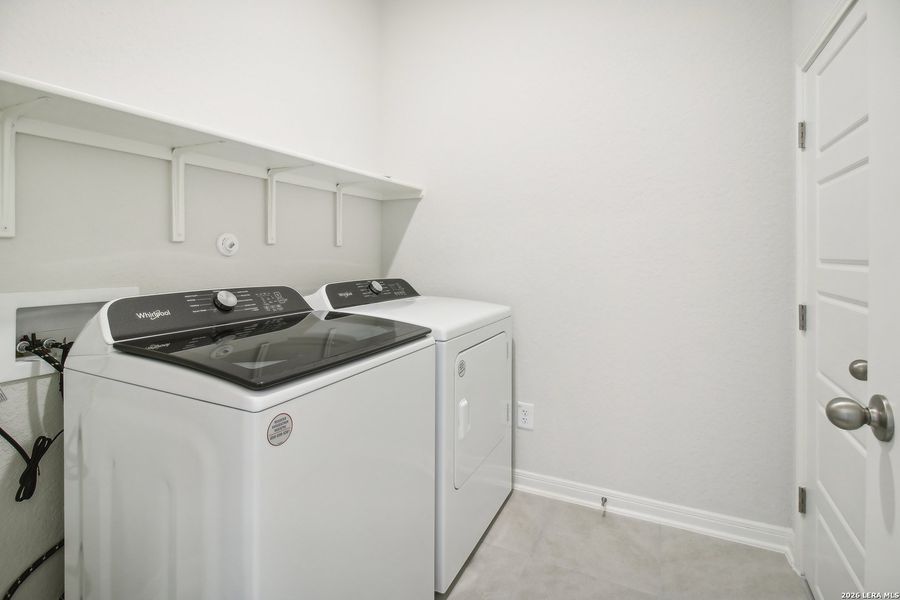 Close-up of interior finishes inside a home in , San Antonio (Image 14).