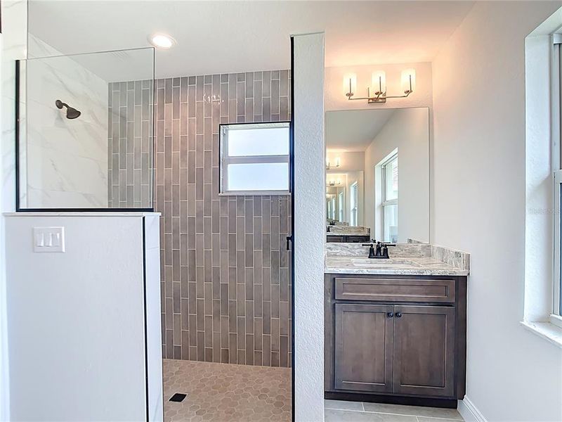 Furnished interior view inside a new home in , Port Charlotte (Image 9).