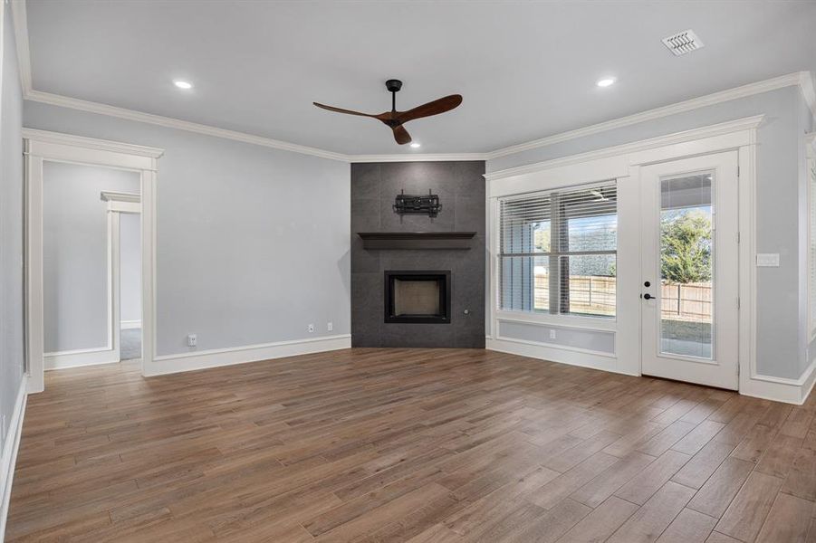 Spacious, unfurnished interior of a new home in , Tyler (Image 14).