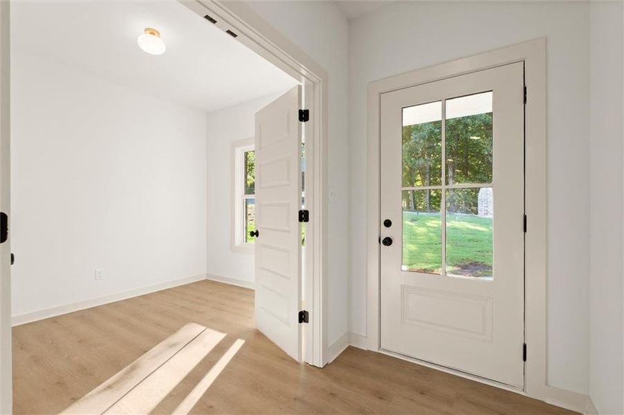Spacious, unfurnished interior of a new home in , Douglasville (Image 40). Spacious, unfurnished interior of a new home in , Douglasville (Image 40).