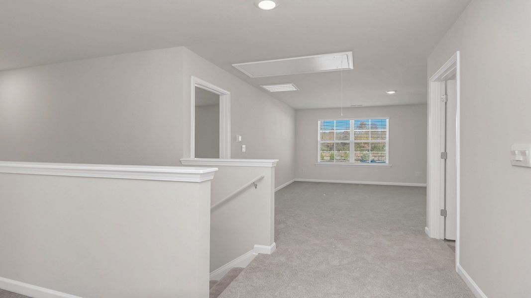 Spacious, unfurnished interior of a new home in Hunter's Branch, Hopkins (Image 27).