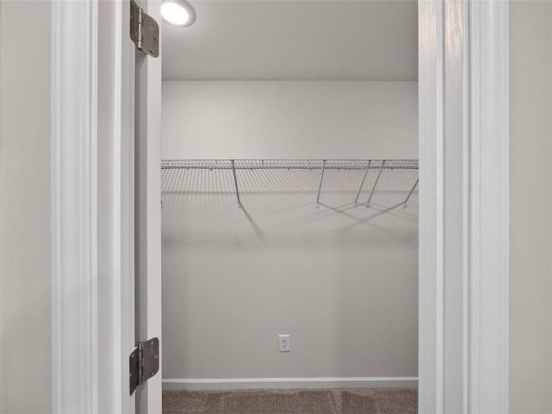 Spacious, unfurnished interior of a new home in High Shoals, Dallas (Image 32). Spacious, unfurnished interior of a new home in High Shoals, Dallas (Image 32).