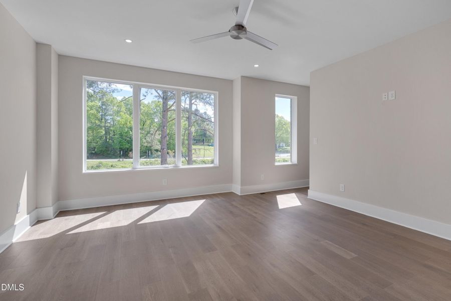 038-Terraces April -38