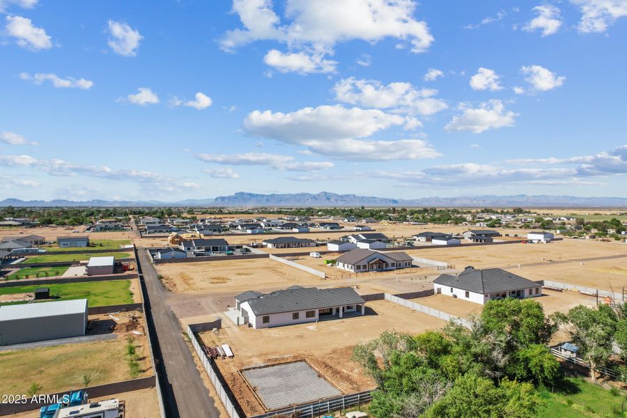 3933 E Freeman Ln-69