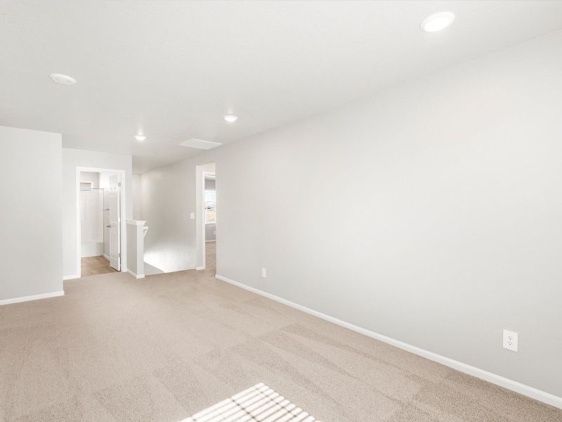 Spacious, unfurnished interior of a new home in Buffalo Highlands: The Flora Collection, Commerce City (Image 10). Spacious, unfurnished interior of a new home in Buffalo Highlands: The Flora Collection, Commerce City (Image 10).