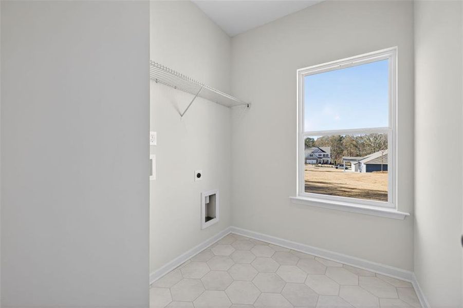 Spacious, unfurnished interior of a new home in Jones Ridge, Dallas (Image 48).
