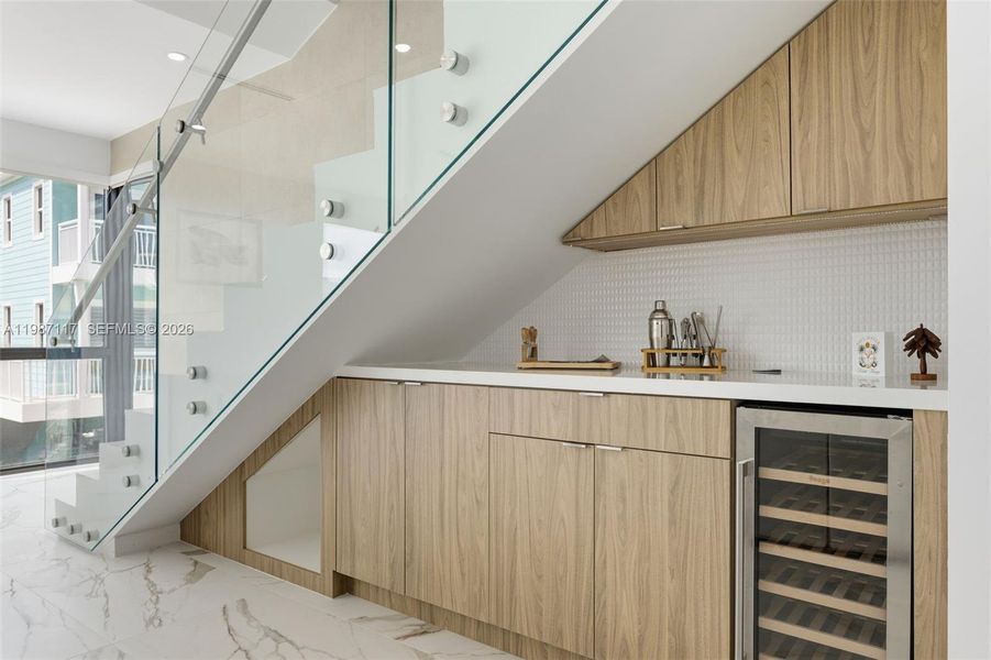 Wet Bar w/ niche for pet