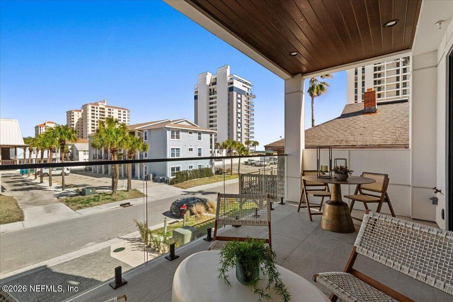 Exterior details and patio area of a home in , Jacksonville Beach (Image 4).