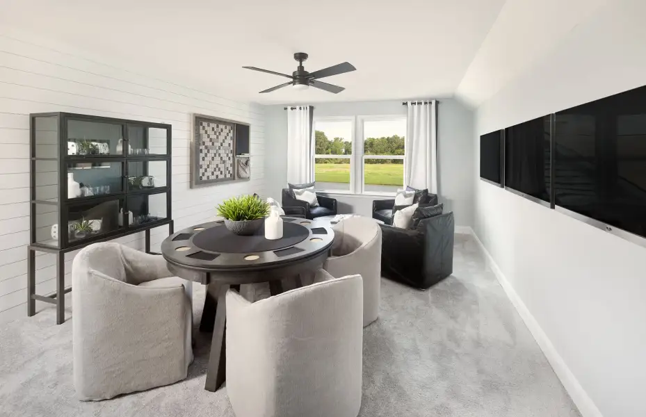 Furnished interior view inside a new home in Del Webb North Myrtle Beach, Myrtle Beach (Image 14).