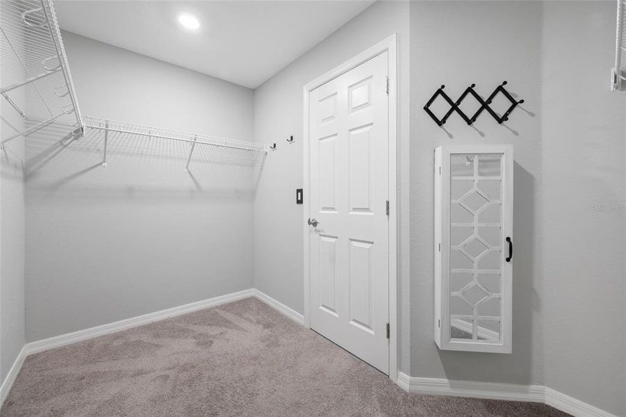 Spacious, unfurnished interior of a new home in , Riverview (Image 24). Spacious, unfurnished interior of a new home in , Riverview (Image 24).