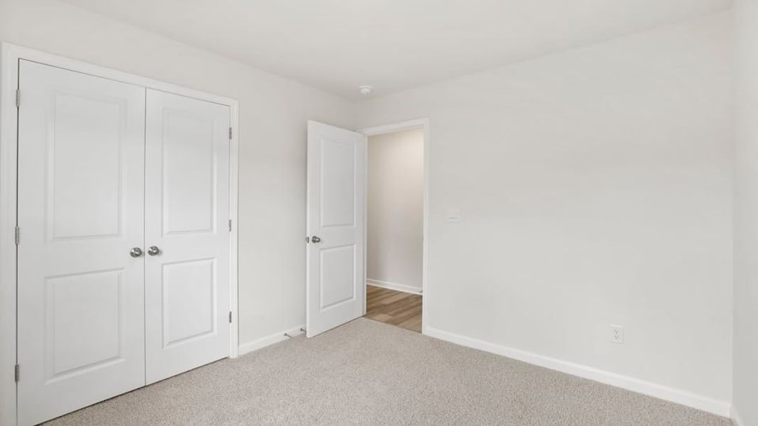 Spacious, unfurnished interior of a new home in Varner Station, Woodruff (Image 24).
