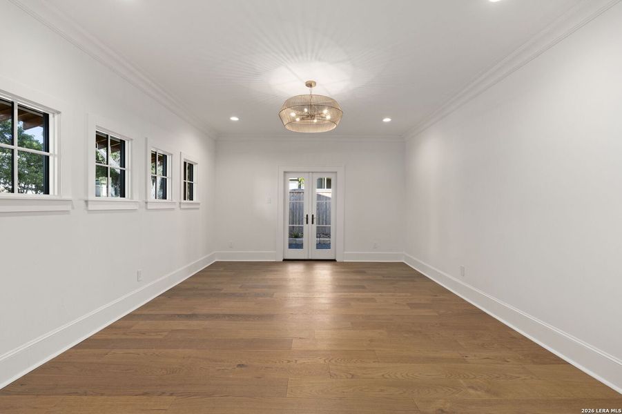 Spacious, unfurnished interior of a new home in , San Antonio (Image 39).