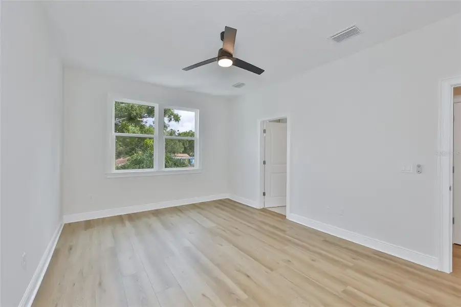 Spacious, unfurnished interior of a new home in , Tampa (Image 28). Spacious, unfurnished interior of a new home in , Tampa (Image 28).
