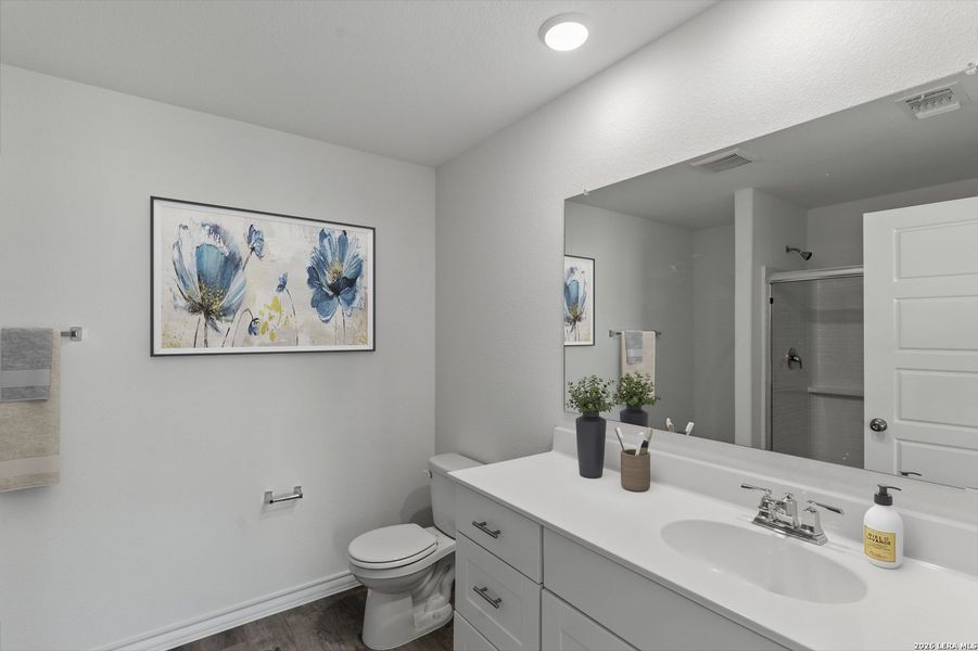 Furnished interior view inside a new home in Horizon Ridge, San Antonio (Image 3). Furnished interior view inside a new home in Horizon Ridge, San Antonio (Image 3).