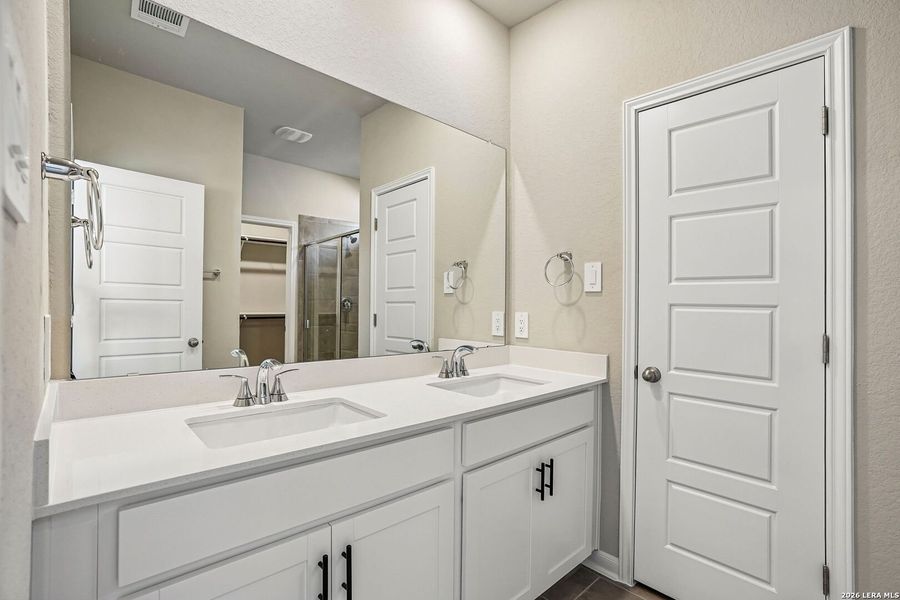 Furnished interior view inside a new home in Sagebrooke - Premier Series, San Antonio (Image 13).