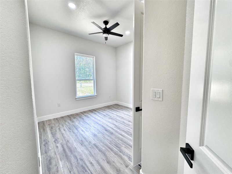 Spacious, unfurnished interior of a new home in , Dayton (Image 14).