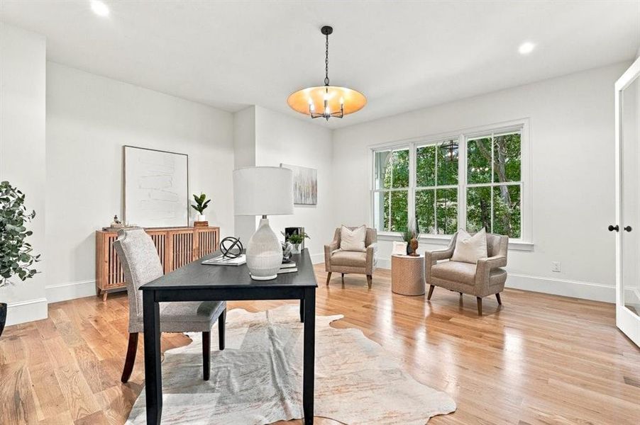 Furnished interior view inside a new home in , Roswell (Image 60).