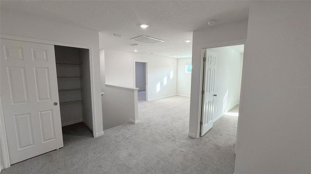 Spacious, unfurnished interior of a new home in , St. Cloud (Image 15).