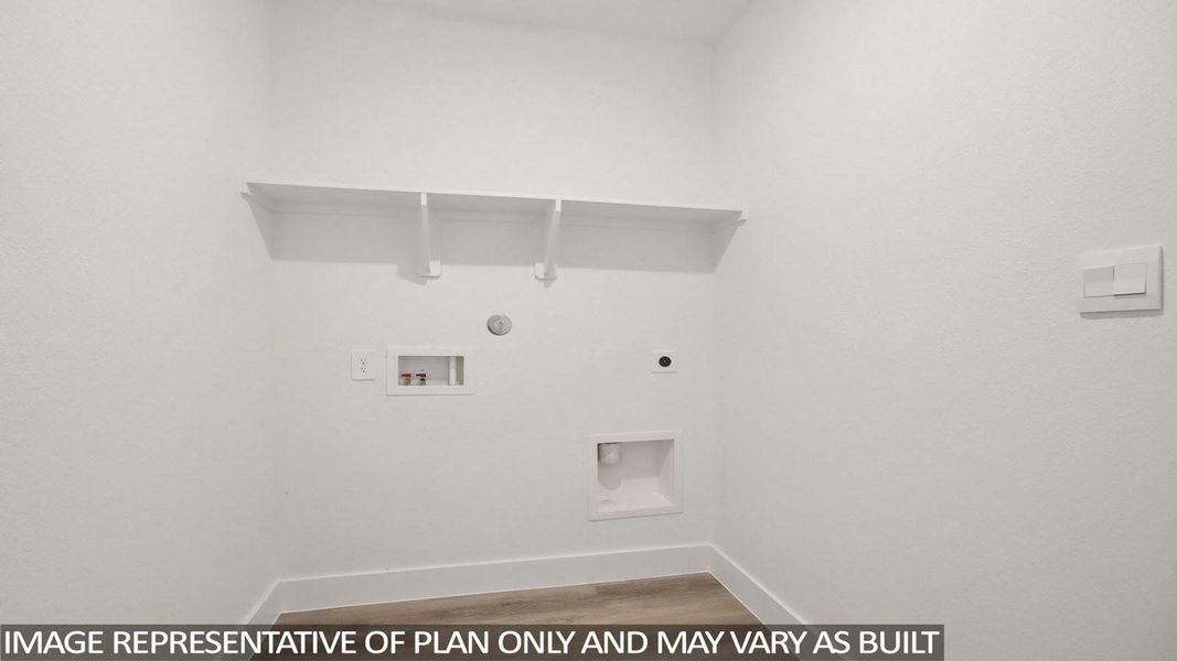 Spacious, unfurnished interior of a new home in Riverside Estates, Mont Belvieu (Image 16). Spacious, unfurnished interior of a new home in Riverside Estates, Mont Belvieu (Image 16).