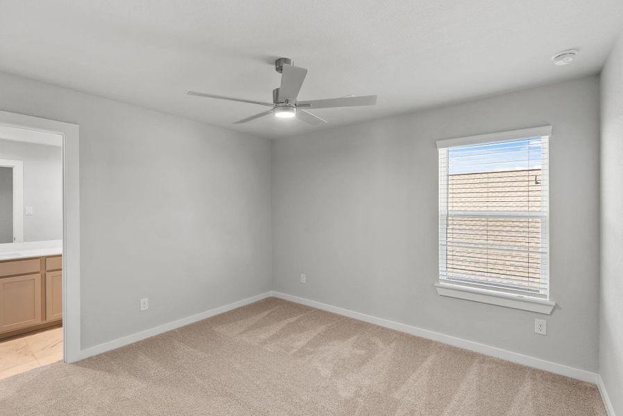 Spacious, unfurnished interior of a new home in Beacon Hill, Waller (Image 16).