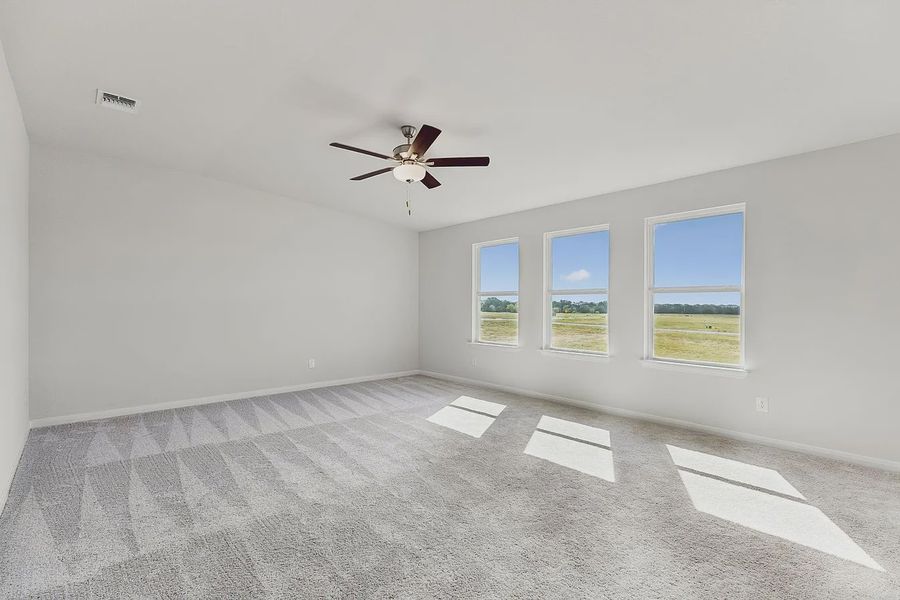 Spacious, unfurnished interior of a new home in Butler Farms, Liberty Hill (Image 30).