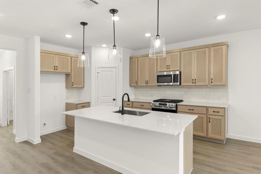 07. 1819 Bachman - Kitchen (2)