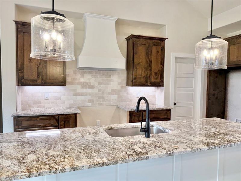 Close-up of interior finishes inside a home in , Weatherford (Image 21).